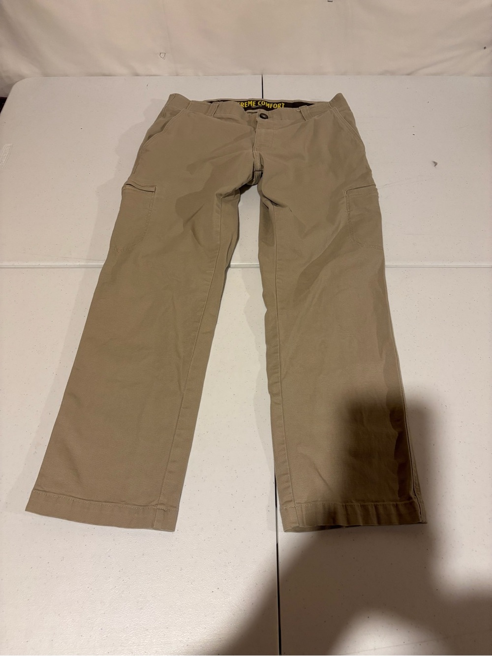 Lee Extreme Comfort Men’s Size 33x30 Tan Straight Leg Chino Casual Pants